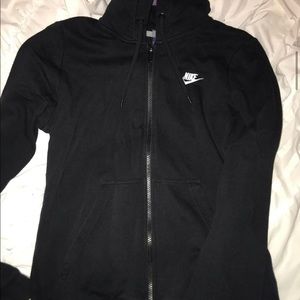 nike zip up light weight jacket